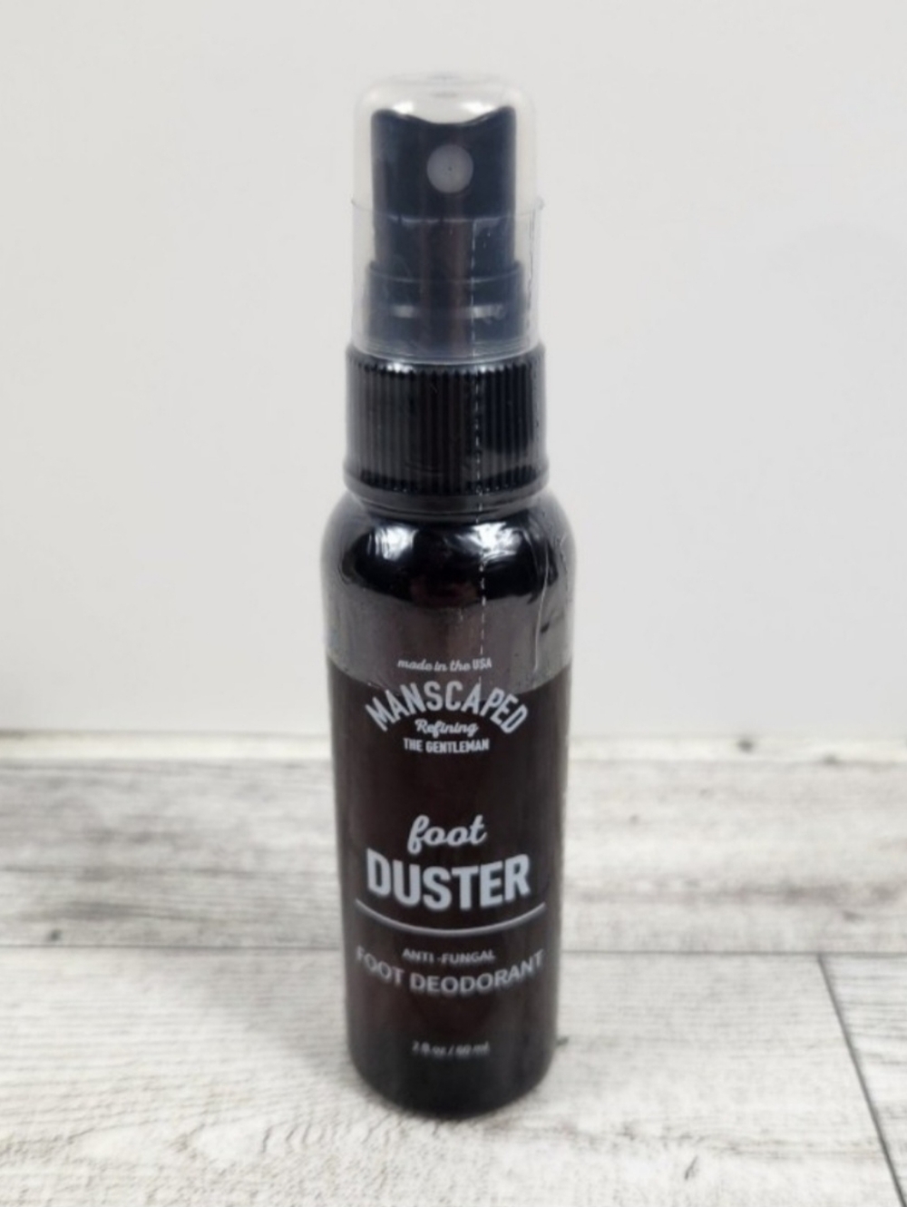 MANSCAPED The Foot Duster Men's Cooling Anti- Fungal Foot Deodorant NEW